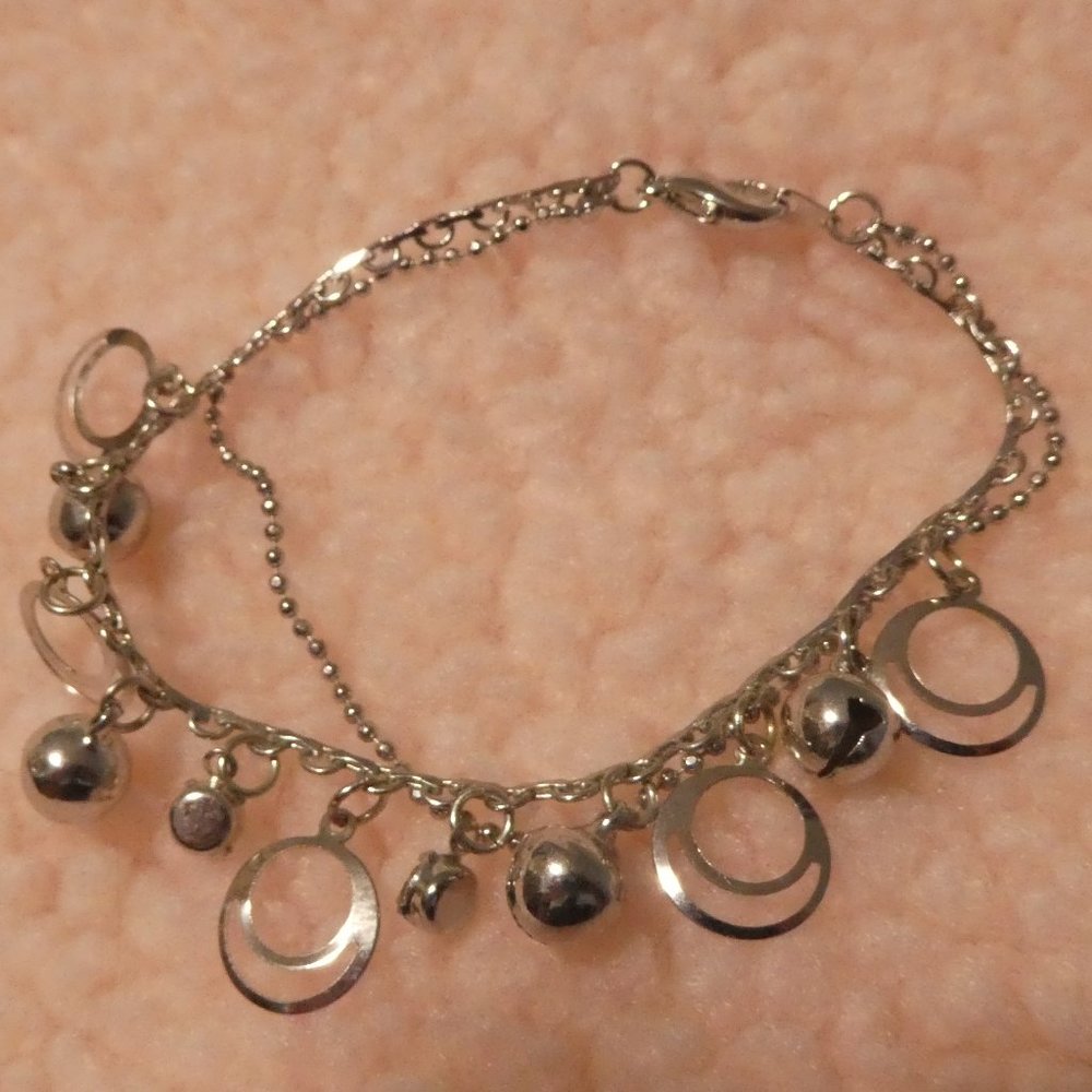 Silver Double Loop Charm Chainlink Bracelet